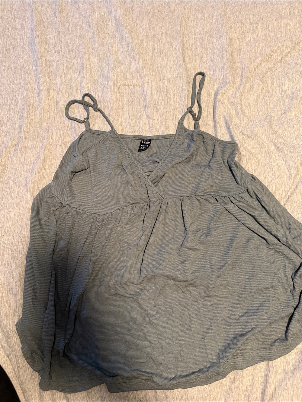 SHEIN Olive Green V-Neck Spaghetti Strap Tank